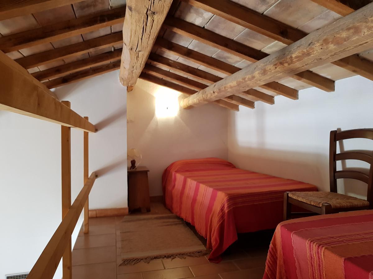 Agriturismo Bio Le 4 Stagioni Porrona Dış mekan fotoğraf