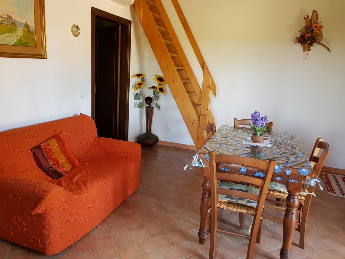 Agriturismo Bio Le 4 Stagioni Porrona Dış mekan fotoğraf